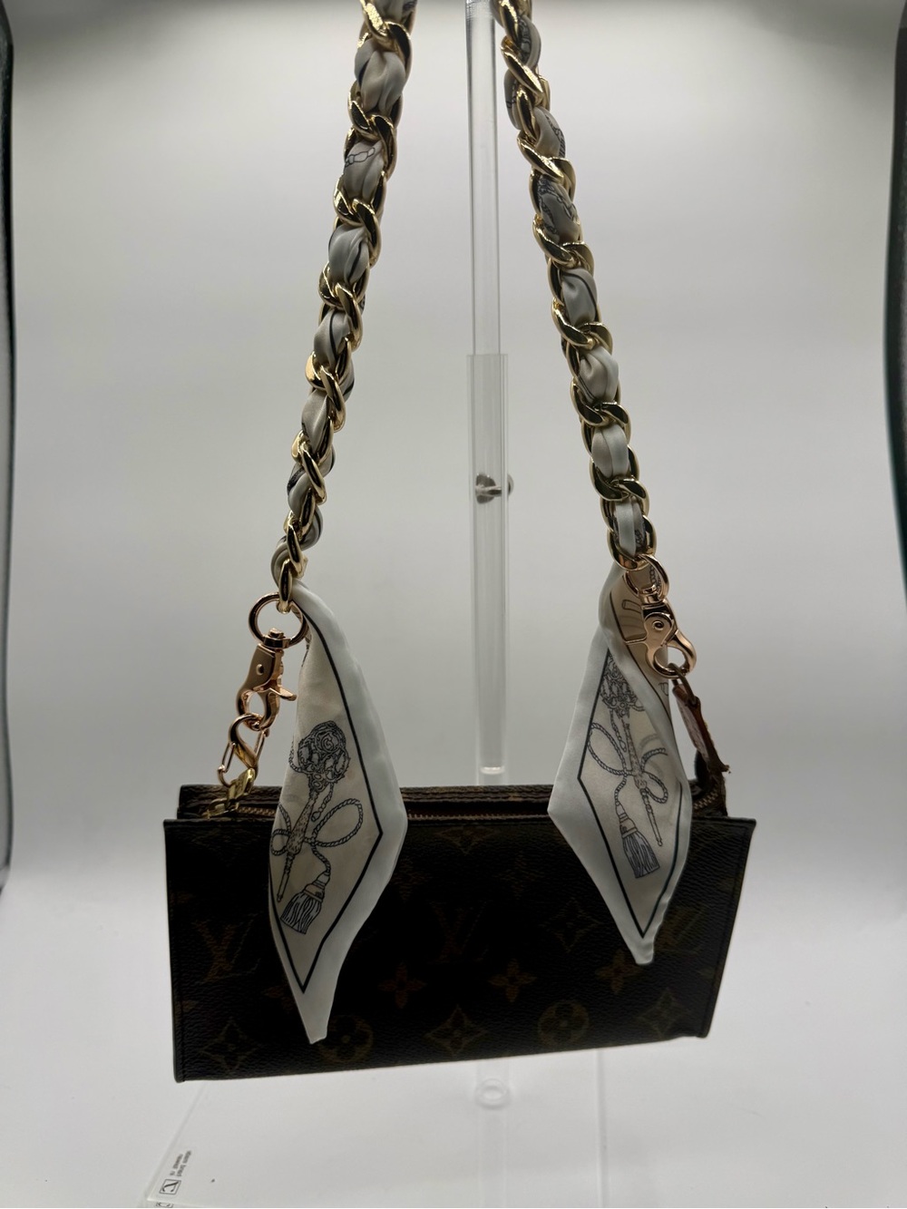 Louis Vuitton Monogram Zip Pouch in coated canvas super clean inside and out